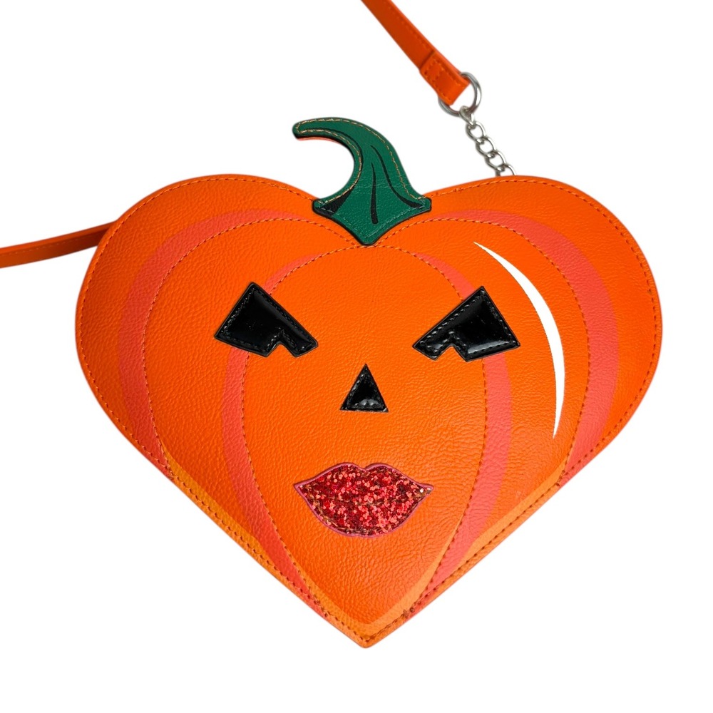 Betsey Johnson Heart Pumpkin Purse Halloween Shoulder Bag Crossbody Funky - Picture 2 of 8